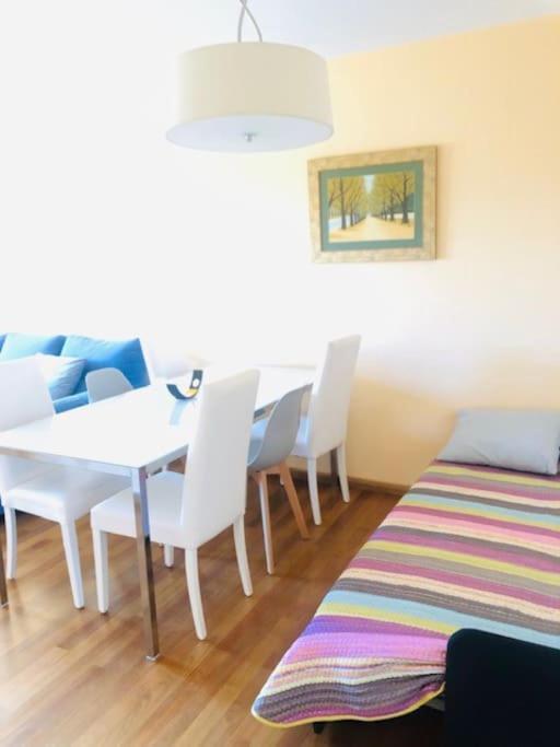 Piso Moderno Apartment Саррия Екстериор снимка